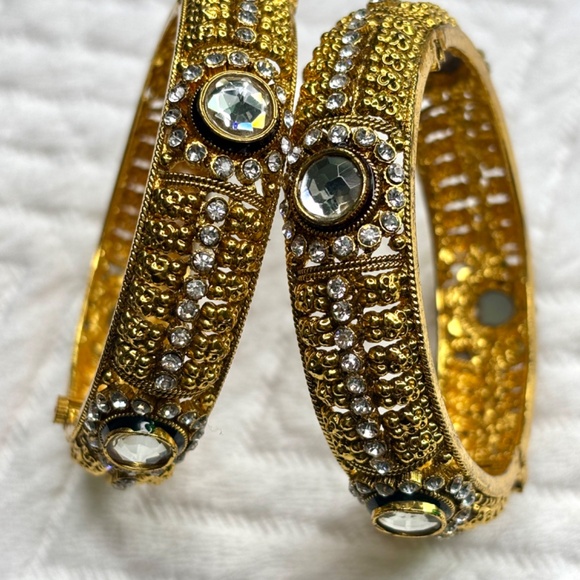 Indian wedding bangles - Picture 3 of 6